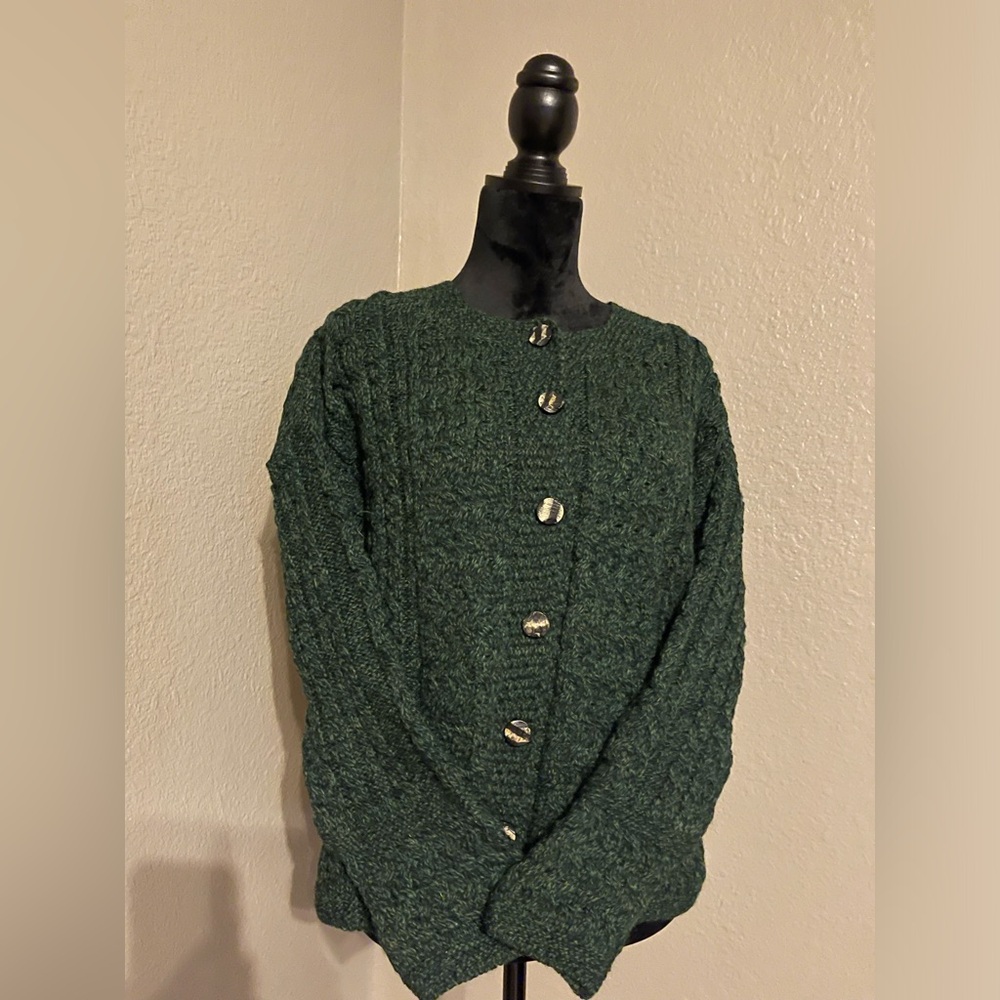 CARRIAGDUNN CARDIGAN 100% Wool Made in Ireland